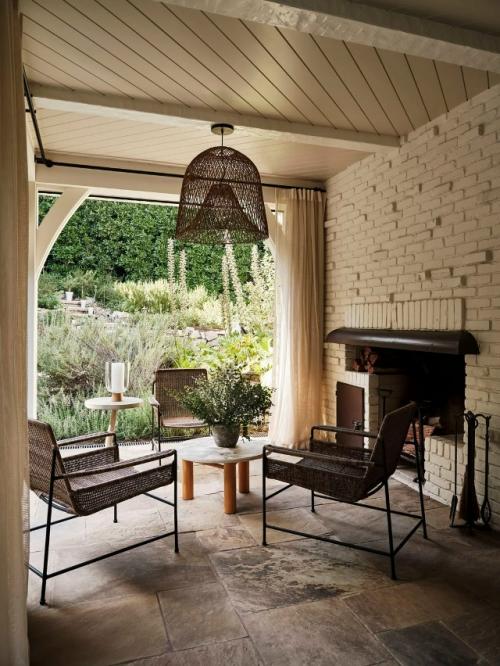 Это пространство, в котором каждая зона будто рассказывает свою историю. 07