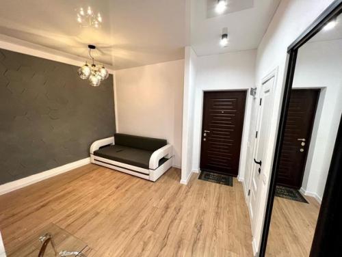 Вот такая квартира для последующей аренды получилась. 06