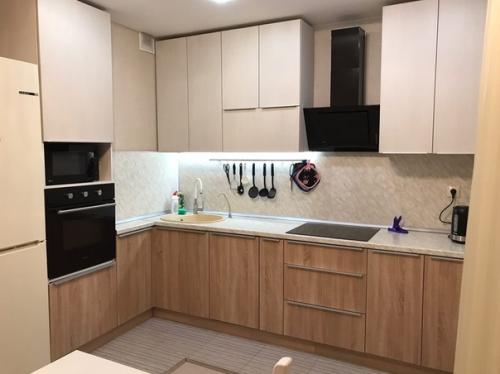 72 кв.  м после капитального ремонта. 03