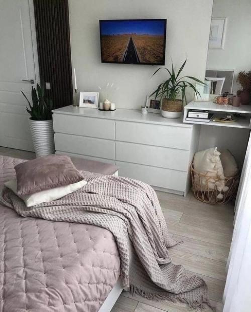 Просторная и уютная получилась, как с картинки журнала. 07