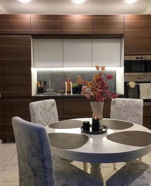 Просторная и уютная получилась, как с картинки журнала. 04