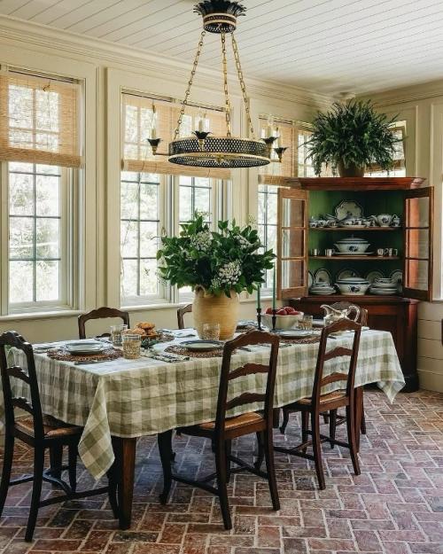 Это тонкое сочетание уюта, элегантности и ощущения времени. 02