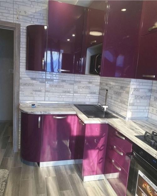 Необычный цвет для кухни. 01