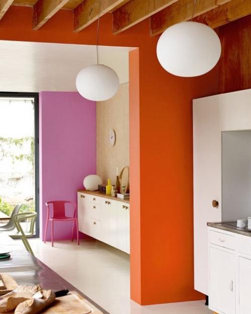 Цвет в дизайне интерьеров - это уже не выбор только для смелых, а настоящий тренд. 01