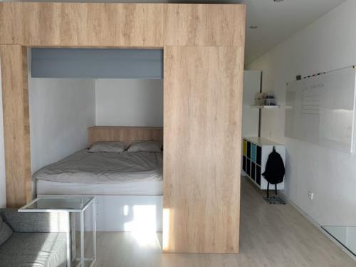 За 3 недели был сделан капитальный ремонт студии. 02