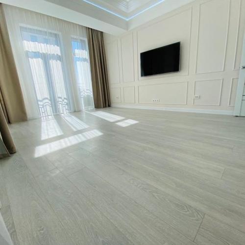 Осуществили мечту.  Приобрели двушку 68 кв. 02