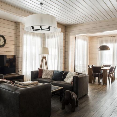 Вот такой красавец после строительства и обустройства получился. 03