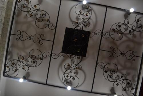 Кованная люстра своими руками делали муж с папой. 07