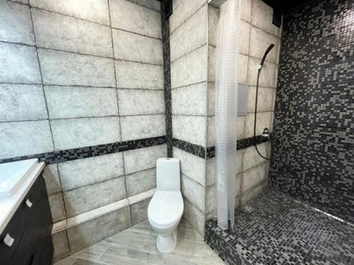 Мы тоже закончили ремонт. 05