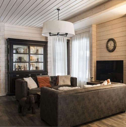 Вот такой красавец после строительства и обустройства получился. 08