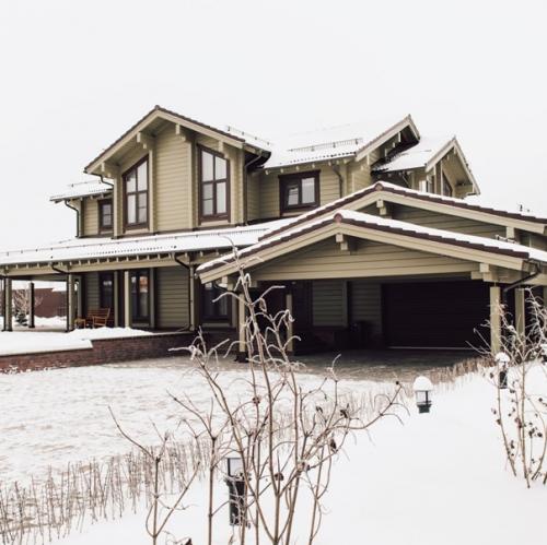 Вот такой красавец после строительства и обустройства получился. 01