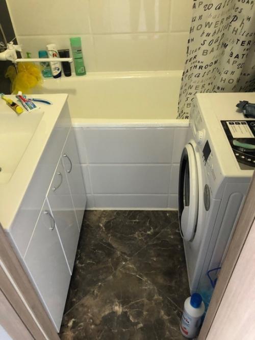 Купили с мужем двушку в доме старого типа. 05