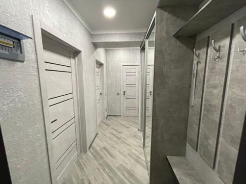 Мы тоже закончили ремонт. 03