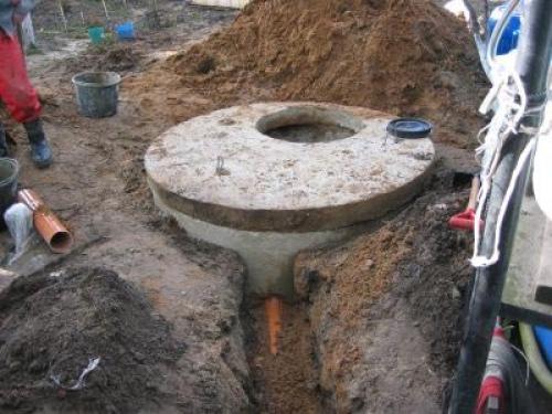 Канализационный колодец своими руками - правила и способы устройства. 02