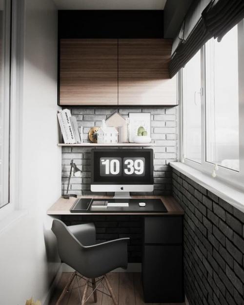 Многие используют лоджии и балконы для хранения старых вещей, летней/зимней резины, велосипедов. 03