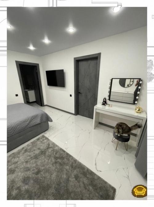 Для обустройства помещения в стиле хай - тек преимущественно используются металлические и стеклянные детали. 06