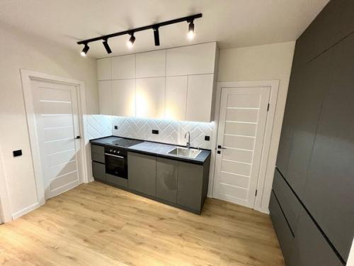 Все сделано своими руками за 6 месяцев. 05