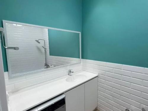 Наша первая квартира. 06