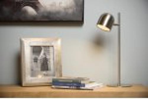 Каким должно быть оптимальное освещение для рабочего стола? 01