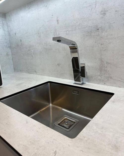 Всем привет.  Просто хочу показать свою кухню сразу после монтажа. 04