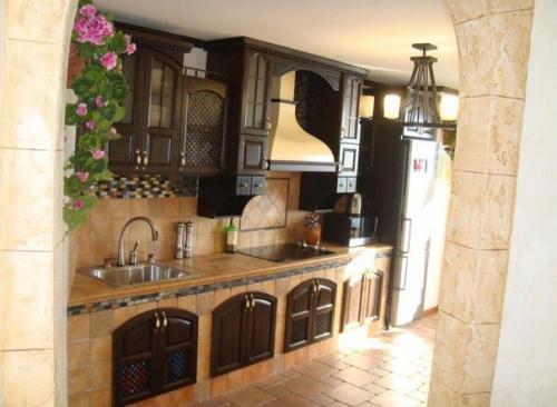 Колоритная кухня получилась! 03