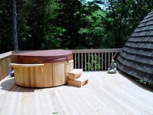 Дом в форме летающей тарелки (House Shaped Like a Flying Saucer) в США. 04