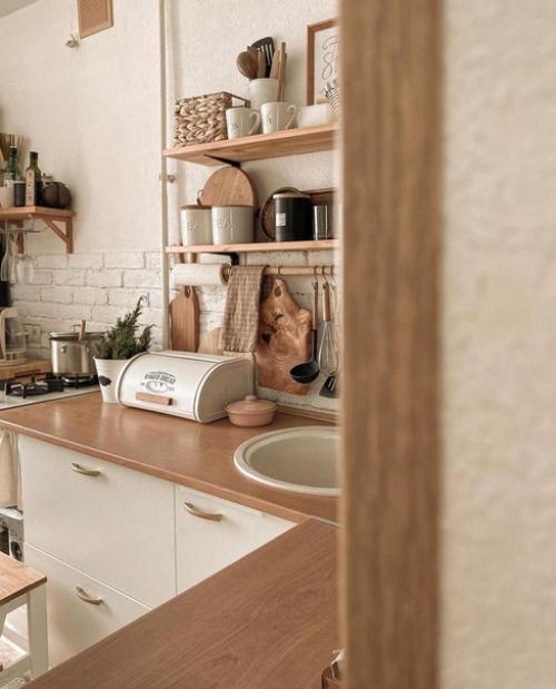 Кухня очень стильной и бюджетной получилась! 01