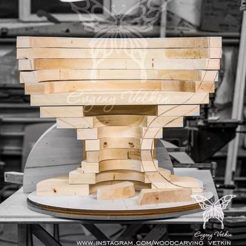 Evgeny Vetkin.  Стулья и столик. 01