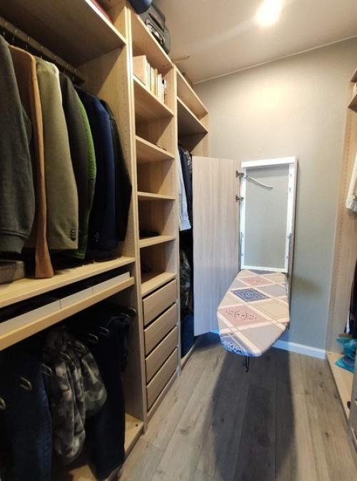 Наша небольшая спальная комната с гардеробной. 06