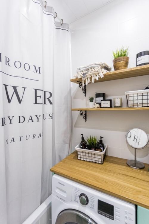 Размеры ванной 1, 7 х 1, 6 м. вроде бы малышка, а разместились уютно. 06