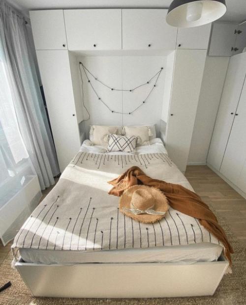 Общая площадь квартиры 36, 3 кв м. ремонт от застройщика: обои, плитка, ламинат. 06