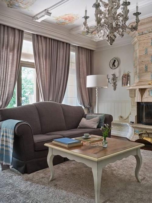 Красивый таунхаус с интерьерами в стиле европейского замка. 03