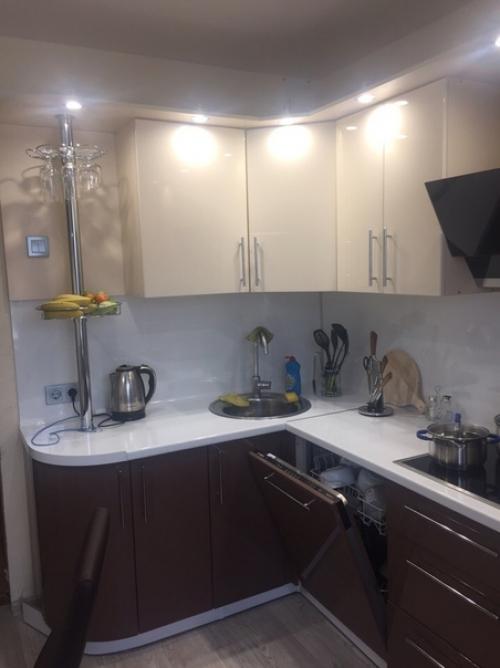 А это наша новенькая кухня делал все свои руками муж. 04