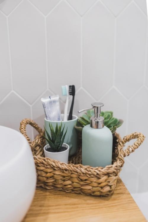 Размеры ванной 1, 7 х 1, 6 м. вроде бы малышка, а разместились уютно. 01