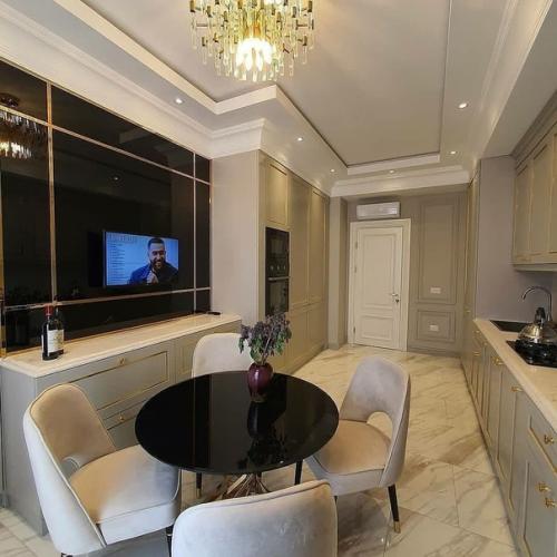 Окончен капитальный ремонт квартиры по дизайн - проекту с авторским надзором, площадью 200 кв. 03