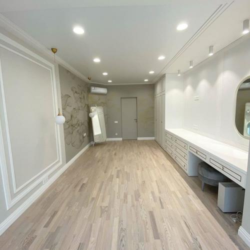 Вторая спальня без ярких акцентов в классическом стиле. 05