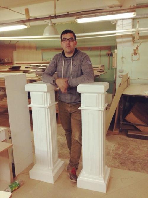 Своими руками.  К сожалению без патины и лака. 05