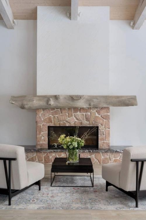 Умиротворенный интерьер загородного дома с панорамным Видом на лес. 03