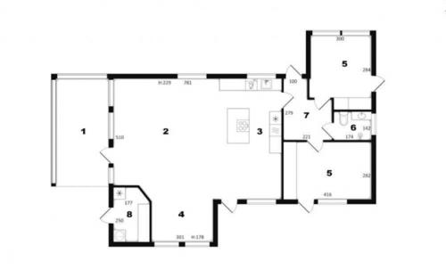 В случае если вам близки тишина, уют и практичность без лишнего шума - этот дом вас точно очарует. 08