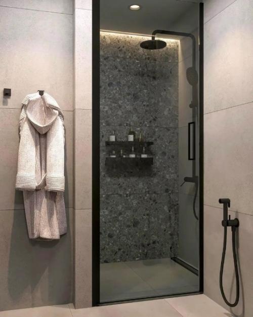 Молодец дизайнер, что могла выдала из этого метража! 02