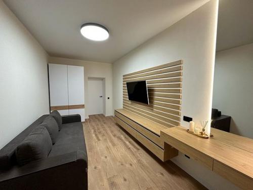 Недавно сдали объект. 08