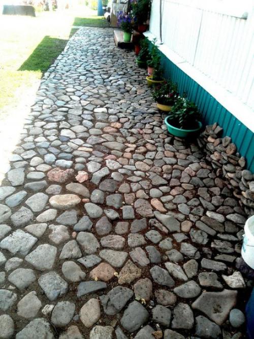 Дорожка из речного камня своими руками за 2 дня. 04