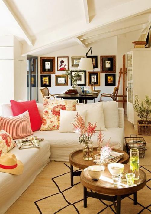 Вот с таким комфортом можно разместиться в здании бывшего магазина. 06