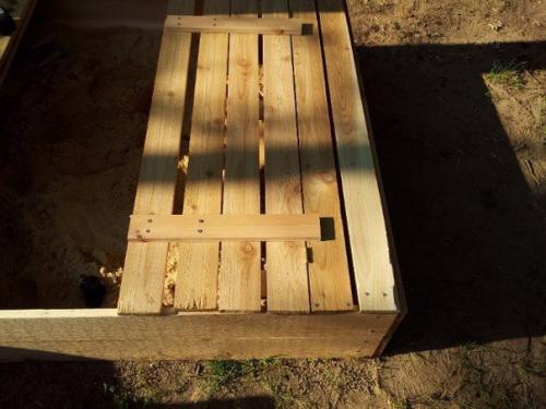 Как сделать детскую песочницу с крышкой и скамейкой своими руками. 02 Как сделать детскую песочницу с крышкой и скамейкой своими руками. 02