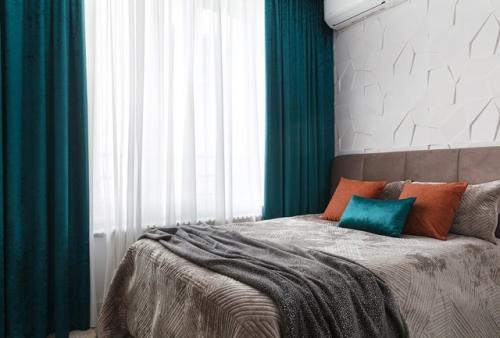 Продуманная однушка, в которой поместились кухня, гостиная и спальня. 04