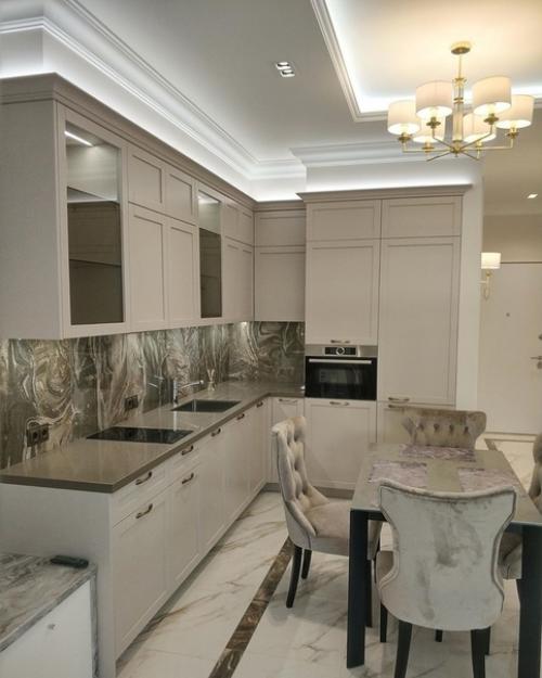 Кухня - гостиная после профессиональной бригады. 01