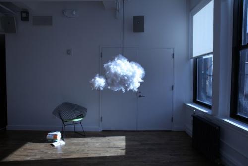 Такого вы еще не видели - лампа, имитирующая грозовое облако. 02