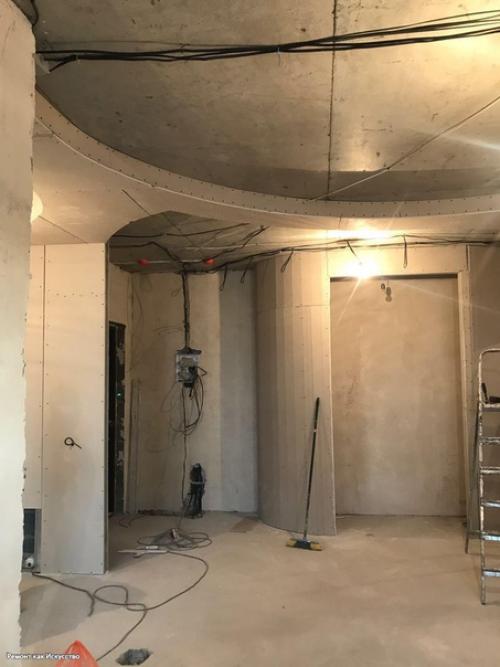 Дизайнер жена, исполнитель сам, подсобники дети. 03