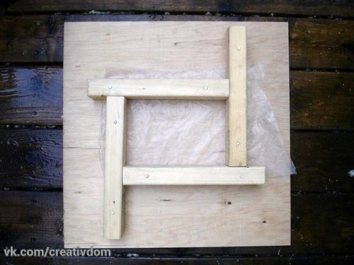 Оказывается вся эта красота состоит из отдельных плит и составляется как пазл. 01