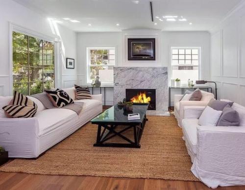 Пройдя мимо дома знаменитой актрисы Марго Робби в Лос-анджелесе, вы и не подумаете, что здесь живет голливудская суперзвезда. 02